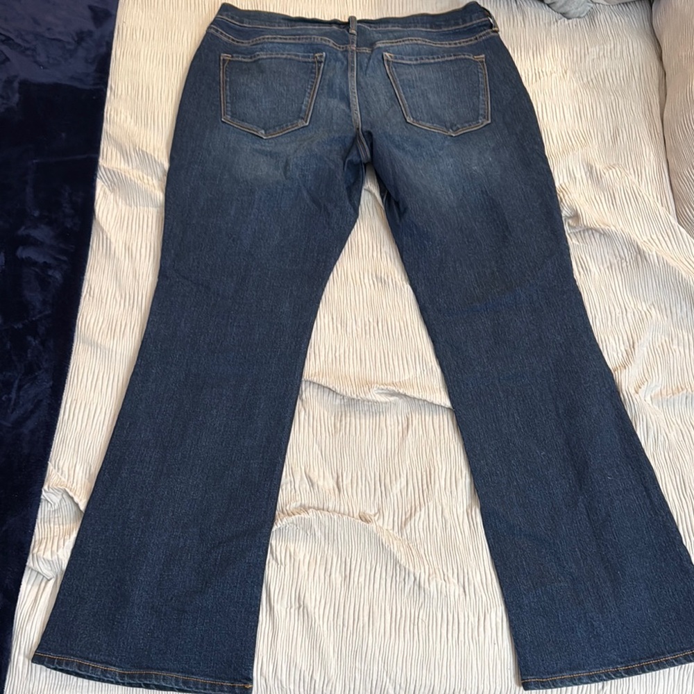 Old Navy Medium Blue Flare Jeans - Picture 6 of 9